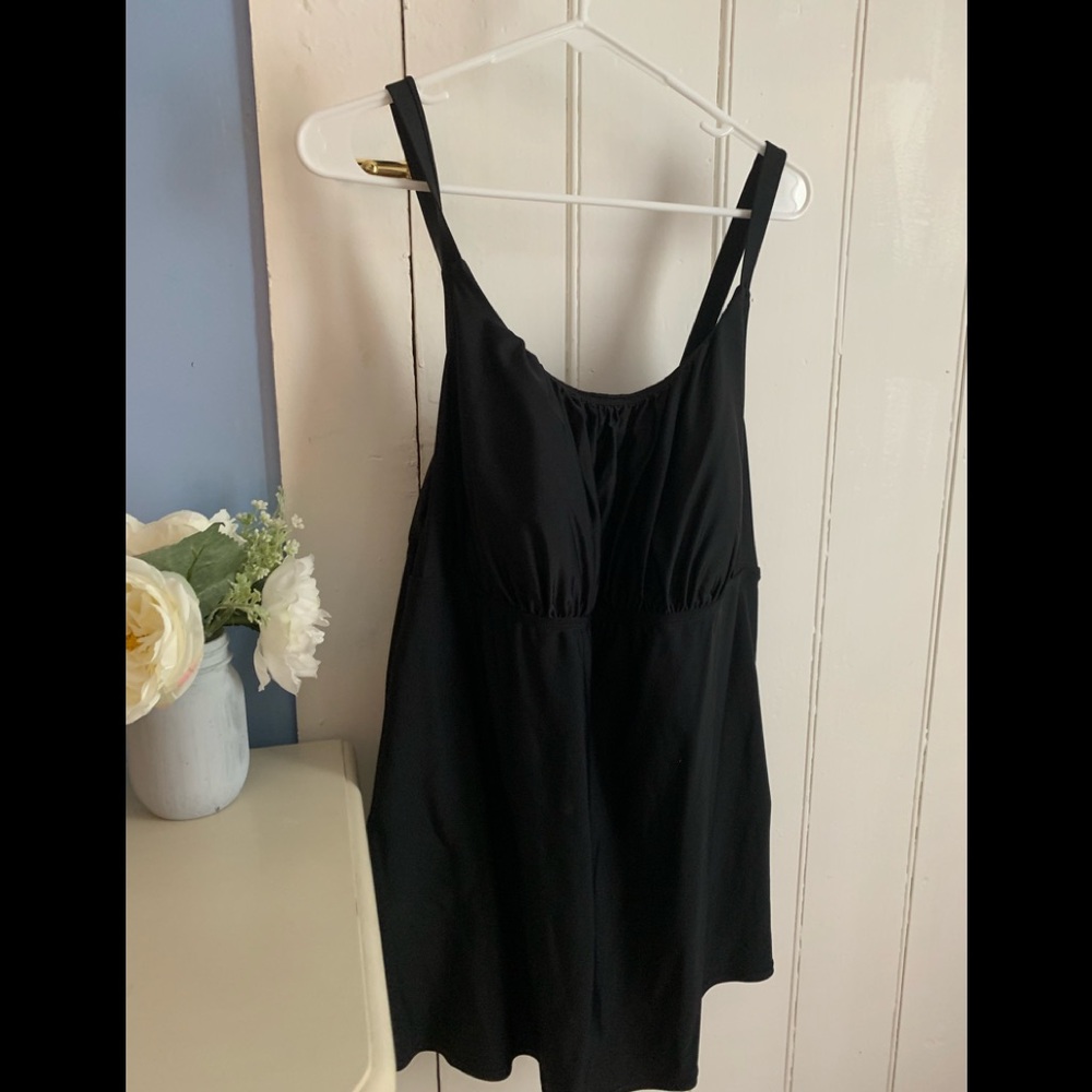 Plus size swim dress (22w) -black, Merona brand